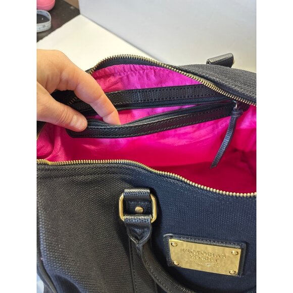 Victora Secrets Weekender Bag (13x12) - Picture 7 of 9